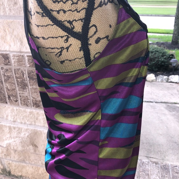 Top - Picture 5 of 6